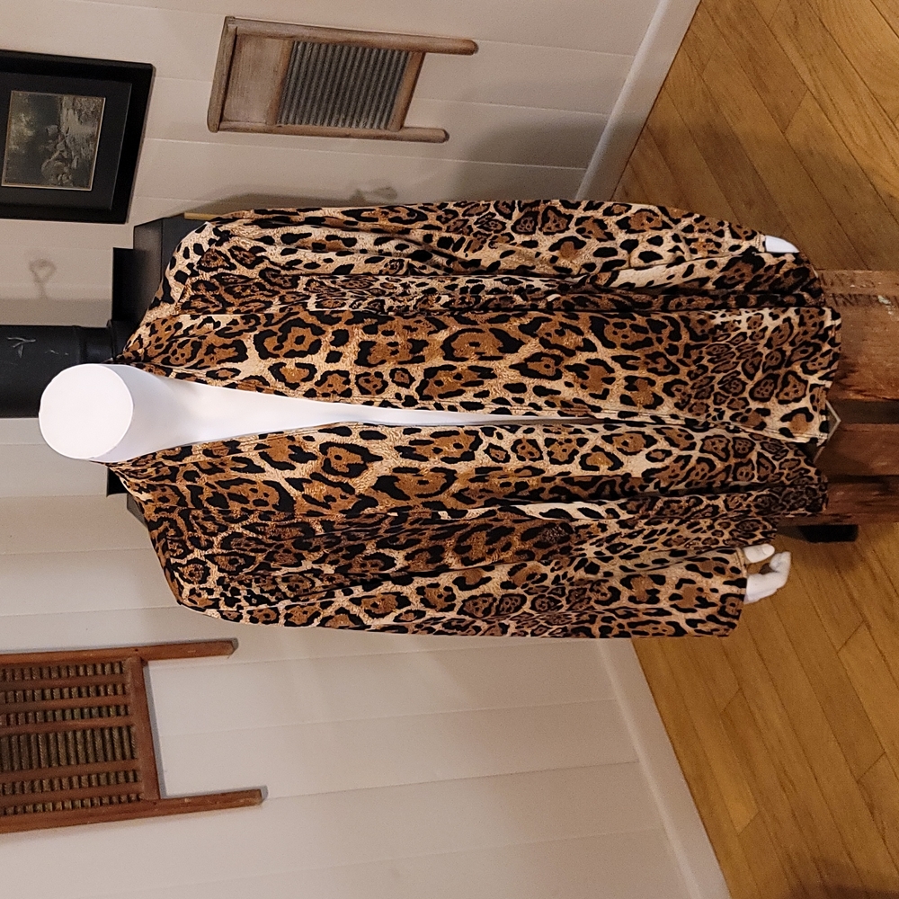 Leopard Print Long Sleeve Duster, Cover-up, Jacket Layering *M/L/One Size*